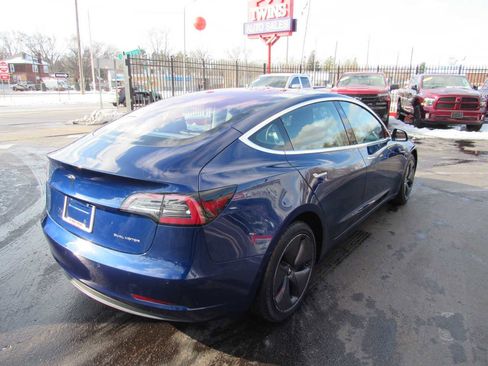 Used 2018 Tesla Model 3 Long Range image 5
