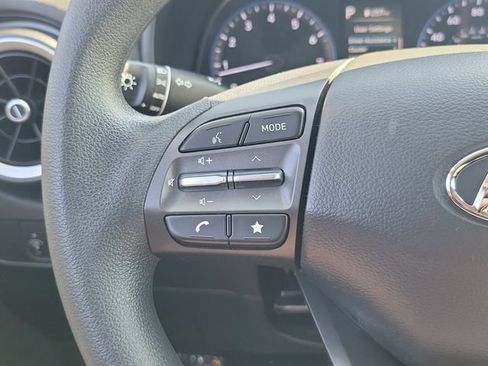 Used 2022 Hyundai Kona SEL w/ Cargo Package AWD/4WD image 7