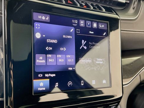 Used 2023 Jeep Grand Cherokee Altitude AWD/4WD image 14
