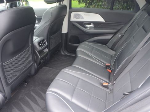 Used 2021 Mercedes-Benz GLE 450 4MATIC image 15