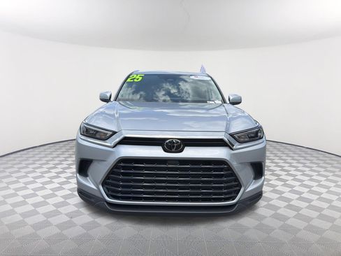 Certified 2025 Toyota Grand Highlander FWD image 2