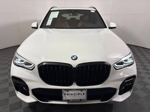 Certified 2023 BMW X5 sDrive40i w/ M Sport Package RWD image 3