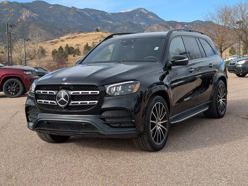 Used 2023 Mercedes-Benz GLS 580 4MATIC image 3