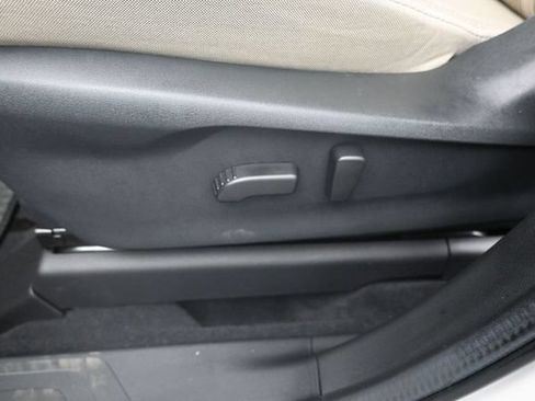 Used 2025 Subaru Ascent Premium AWD/4WD image 21