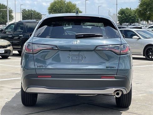 New 2026 Honda HR-V Sport image 5