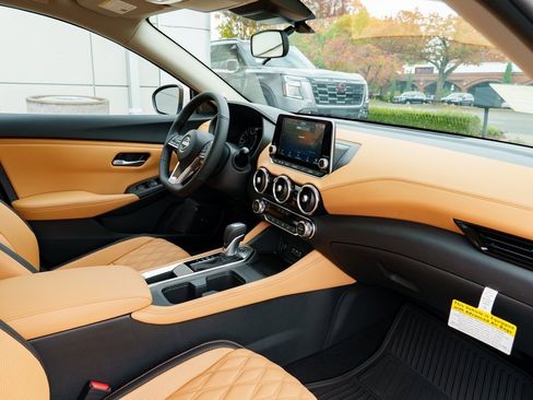 New 2025 Nissan Sentra SV w/ SV Premium Package image 28