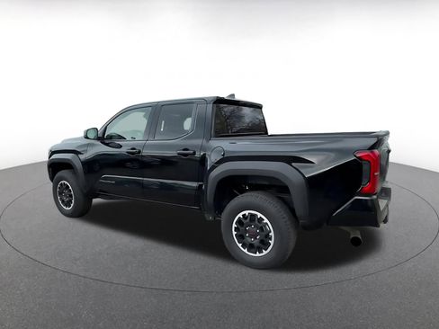 Used 2025 Toyota Tacoma TRD Off-Road AWD/4WD image 10