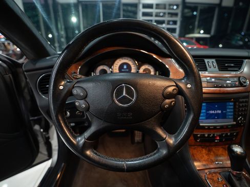 Used 2006 Mercedes-Benz CLS 55 AMG image 13