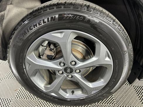 Used 2024 Ford Escape ST-Line w/ Tech Pack #1 AWD/4WD image 4