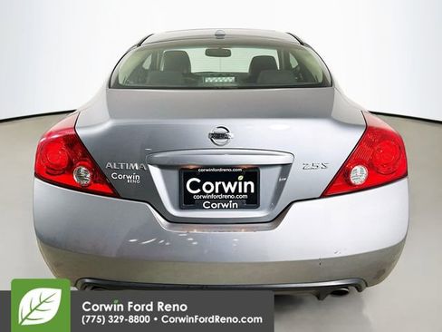 Used 2009 Nissan Altima 2.5 S w/ Premium Pkg image 6