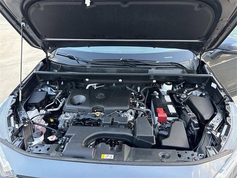 Used 2023 Toyota RAV4 XLE Premium image 19
