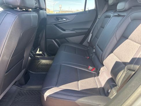 Used 2025 Chevrolet Equinox LT w/ Convenience Package II AWD/4WD image 36