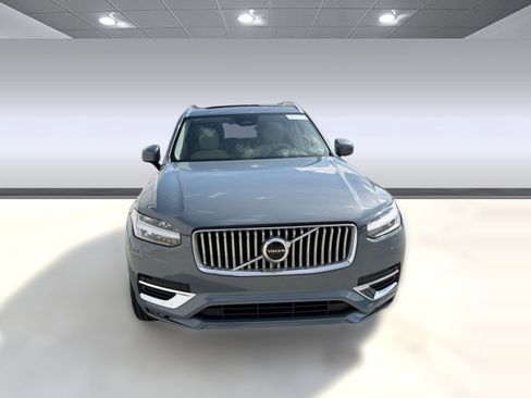 Certified 2023 Volvo XC90 B6 Plus w/ Protection Package Premier image 6