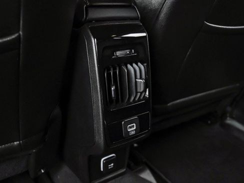 Used 2024 Jeep Compass Latitude AWD/4WD image 34