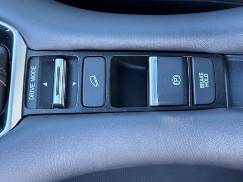 Certified 2025 Honda HR-V Sport image 33