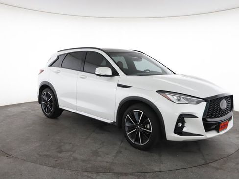 Used 2024 INFINITI QX50 Sport FWD image 2