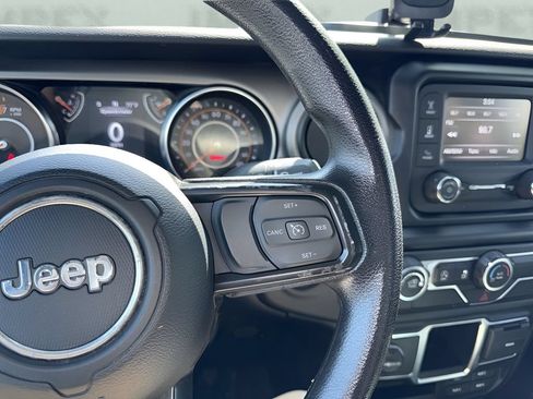 Used 2020 Jeep Gladiator Sport w/ Trailer Tow Package AWD/4WD image 15