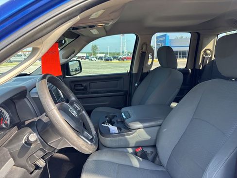 Used 2017 RAM 1500 Express AWD/4WD image 18