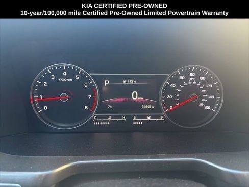 Certified 2022 Kia Sorento SX image 15