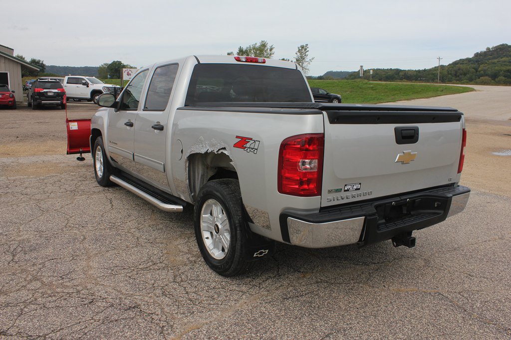 Used 2010 Chevrolet Silverado 1500 LT w/ Power Pack Plus AWD/4WD image 7