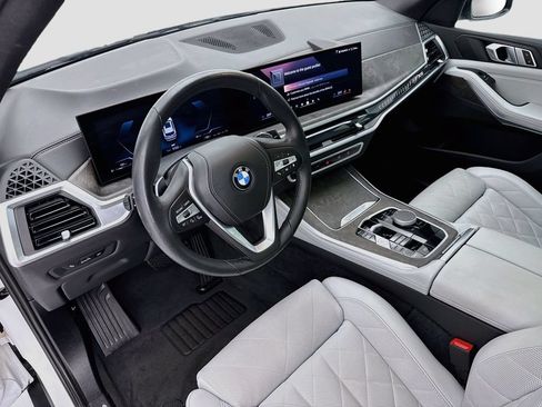 Certified 2024 BMW X5 sDrive40i w/ Parking Assistance Package RWD image 9