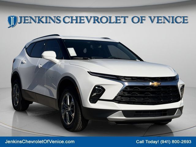 New 2026 Chevrolet Blazer LT w/ Convenience Package FWD image 2