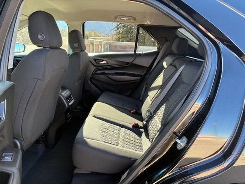 Used 2022 Chevrolet Equinox LT image 18