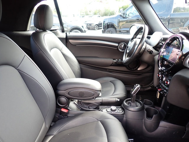 Used 2023 MINI Cooper Convertible FWD image 17