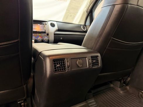 Used 2019 Toyota Tundra SR5 image 18