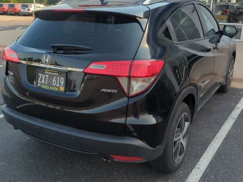 Used 2021 Honda HR-V EX image 3