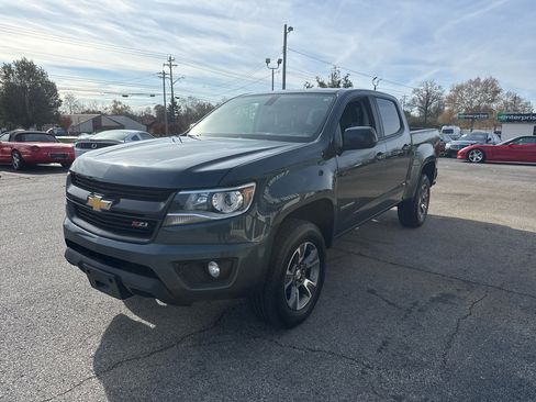 Used 2017 Chevrolet Colorado Z71 image 16