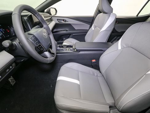 New 2026 Toyota Camry SE image 23