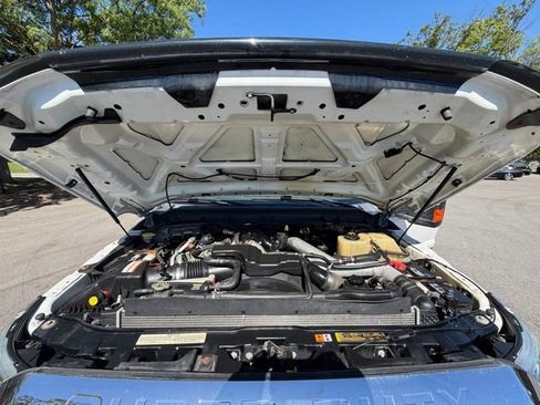 Used 2011 Ford F250 Lariat w/ Lariat Interior Pkg AWD/4WD image 39