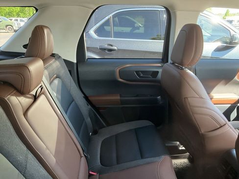 Used 2024 Ford Bronco Sport Outer Banks image 4