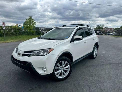 Used 2013 Toyota RAV4 Limited AWD/4WD image 3