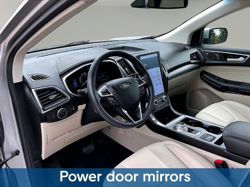 Used 2021 Ford Edge Titanium w/ Equipment Group 301A AWD/4WD image 22