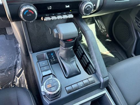 Used 2024 Toyota Tacoma TRD Off-Road AWD/4WD image 24
