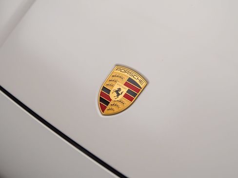 Used 2025 Porsche Cayenne S AWD/4WD image 25