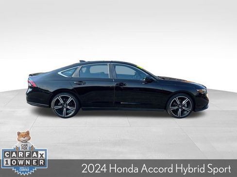 Used 2024 Honda Accord Sport image 5
