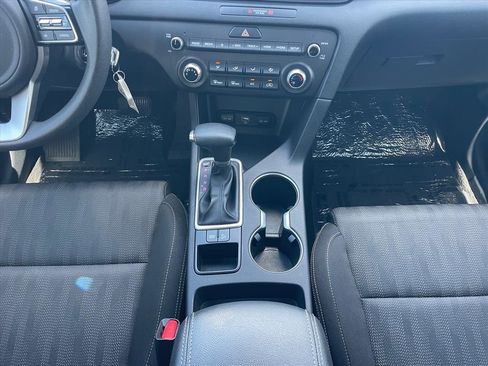 Used 2020 Kia Sportage LX FWD image 17