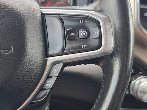 Used 2020 RAM 1500 Laramie AWD/4WD image 33