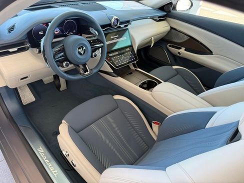 New 2025 Maserati GranTurismo Folgore image 10
