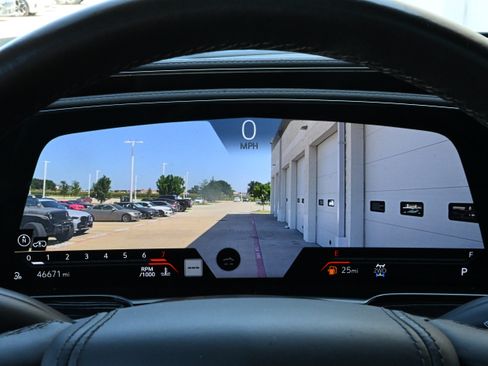 Used 2023 Cadillac Escalade V AWD/4WD image 33