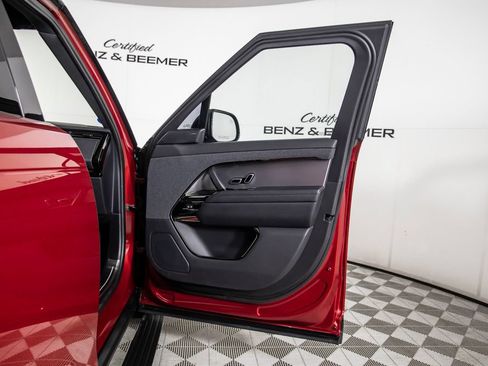 Used 2023 Land Rover Range Rover Sport SE AWD/4WD image 19