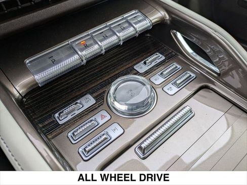 New 2026 Lincoln Nautilus Black Label image 10