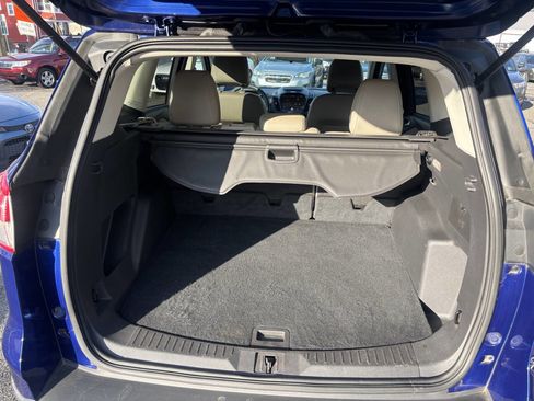 Used 2015 Ford Escape SE w/ SE Chrome Package image 11