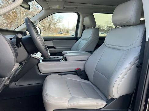 Certified 2025 Ford Expedition Max Active image 4