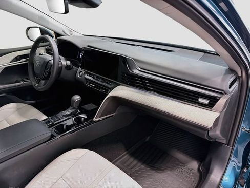 Used 2026 Toyota Camry XLE w/ Premium Plus Package FWD image 24