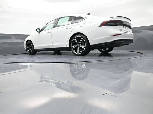 Certified 2024 Honda Accord Sport image 31