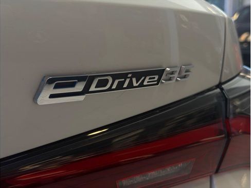Used 2023 BMW i4 eDrive35 w/ Premium Package RWD image 29